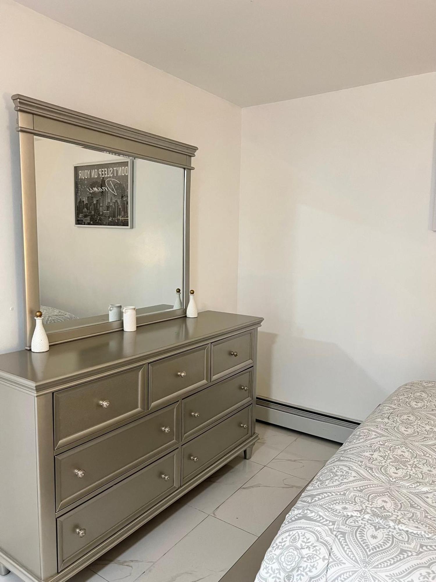 Luxury Guest House - Cheap Jfk Pick Up & Drop Off Available นิวยอร์ก ภายนอก รูปภาพ